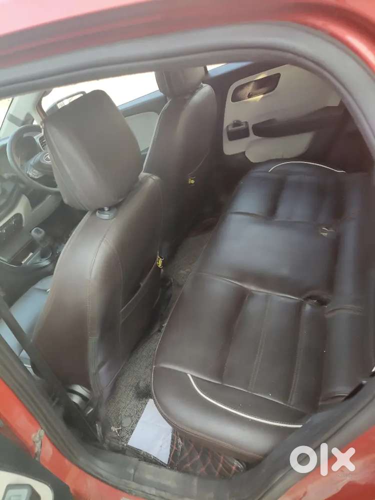 Tata Altroz 1.2 Xe 2021 पेट्रोल