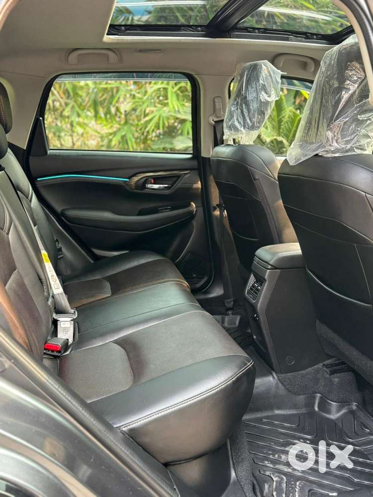 Maruti Suzuki Grand Vitara Smart Hybrid Alpha, 2023, Petrol