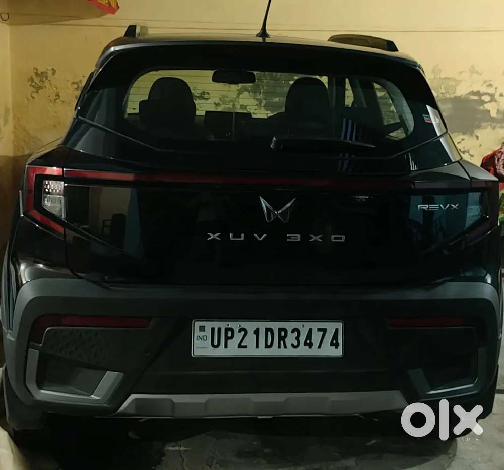 Mahindra Xuv 3xo 2026 Petrol 636 Km Driven