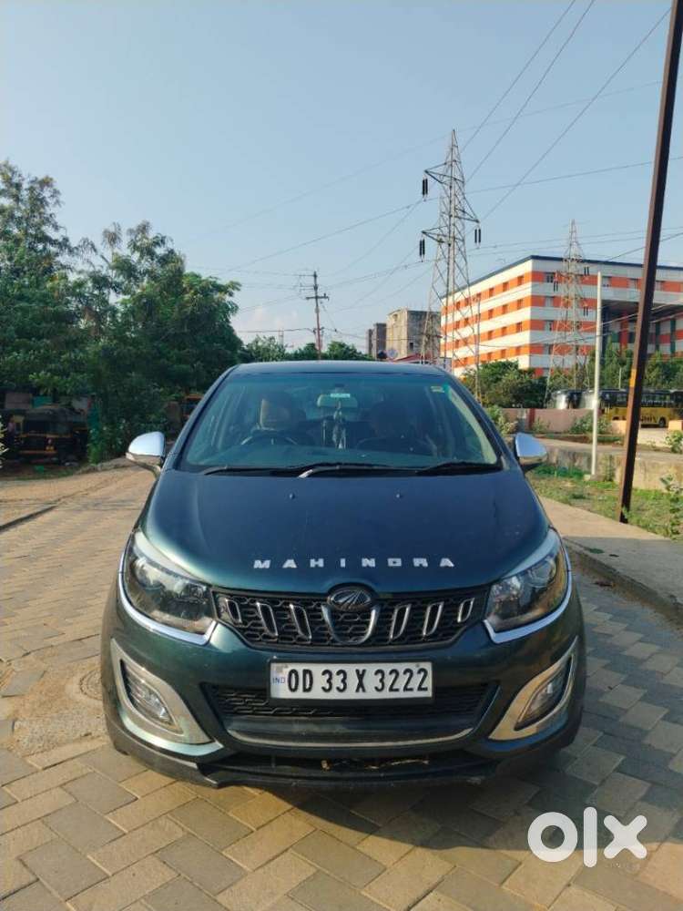Mahindra Marazzo M6, 2019, Diesel