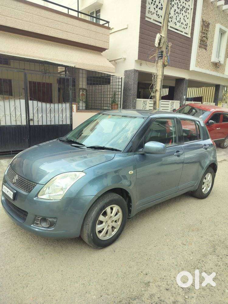 Maruti Suzuki Swift Zxi, 2010