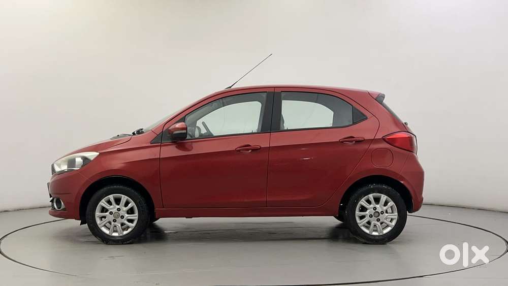 Tata Tiago Xza, 2017, Petrol