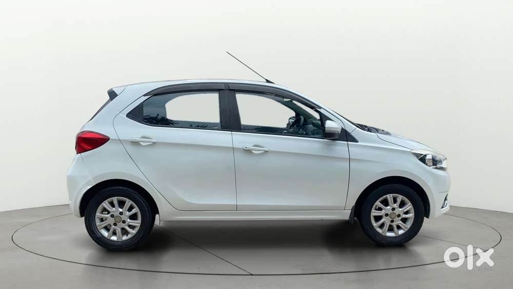 Tata Tiago 1.2 Revotron Xz, 2016, Petrol