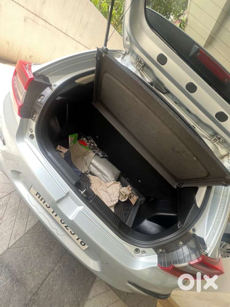 Glanza Petrol Manual 2022 - New Condition