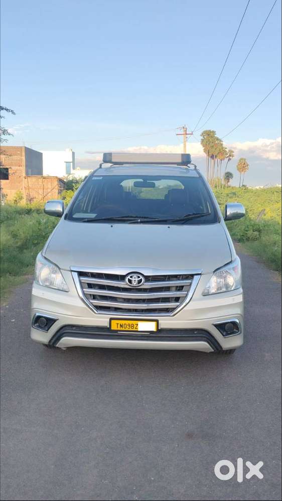 Innova 25 G Maxi Cab Diesel For Sale T-board Price Negotible
