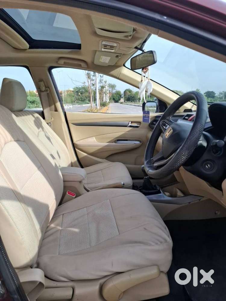 Honda City 2011-2013 1.5 V Mt Sunroof, 2012, Petrol