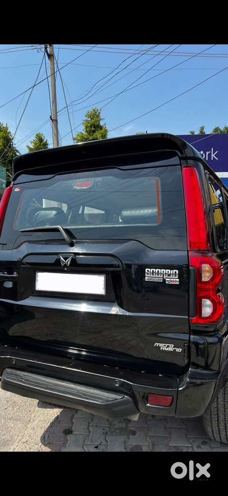 Mahindra Diesel 2022 Car