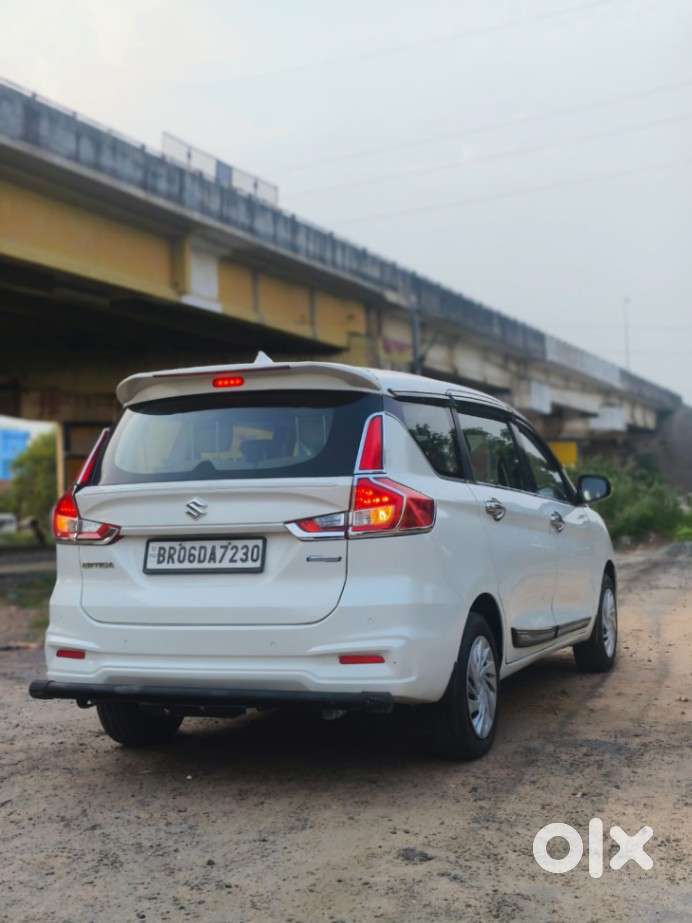 Maruti Suzuki Ertiga Vxi At Petrol, 2022, Petrol