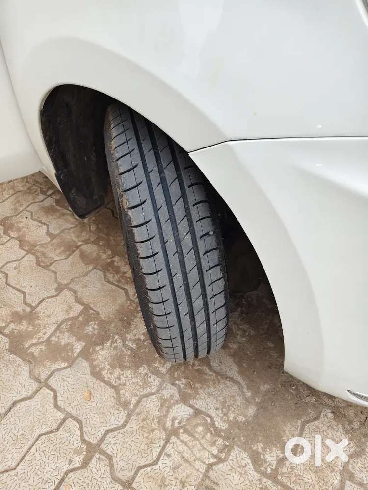 2017 Maruti Suzuki Dzire Vxi Amt Cng