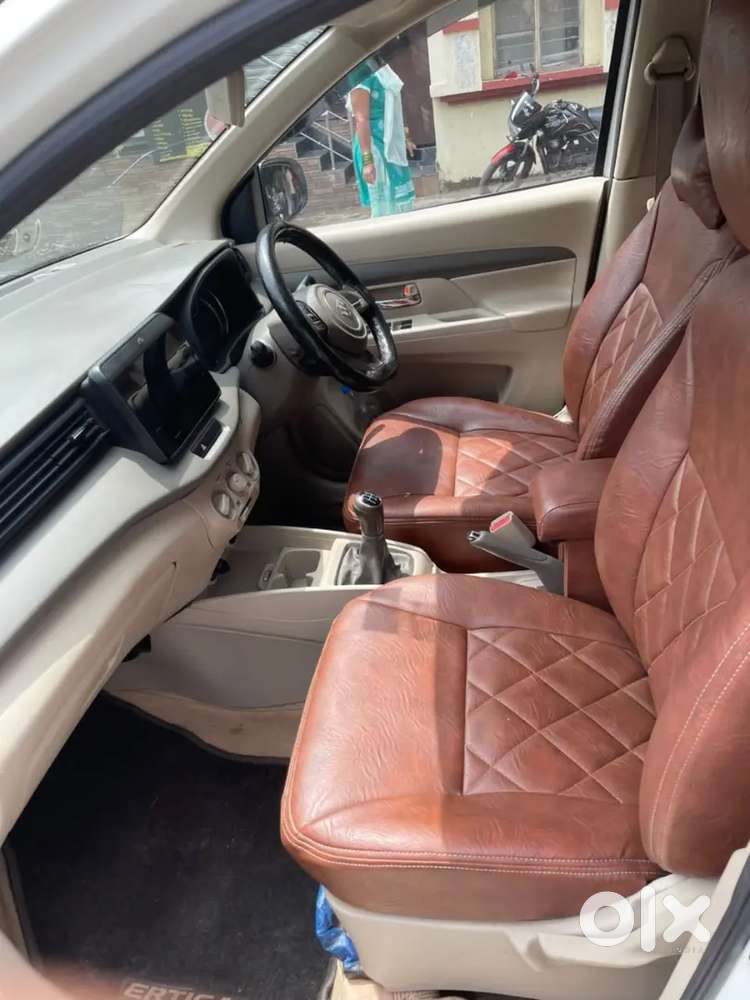 Maruti Suzuki Ertiga Vxi 2025