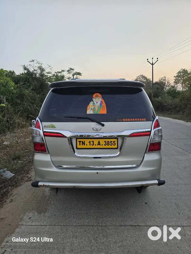 Toyota Innova 2014 Diesel Well Maintained