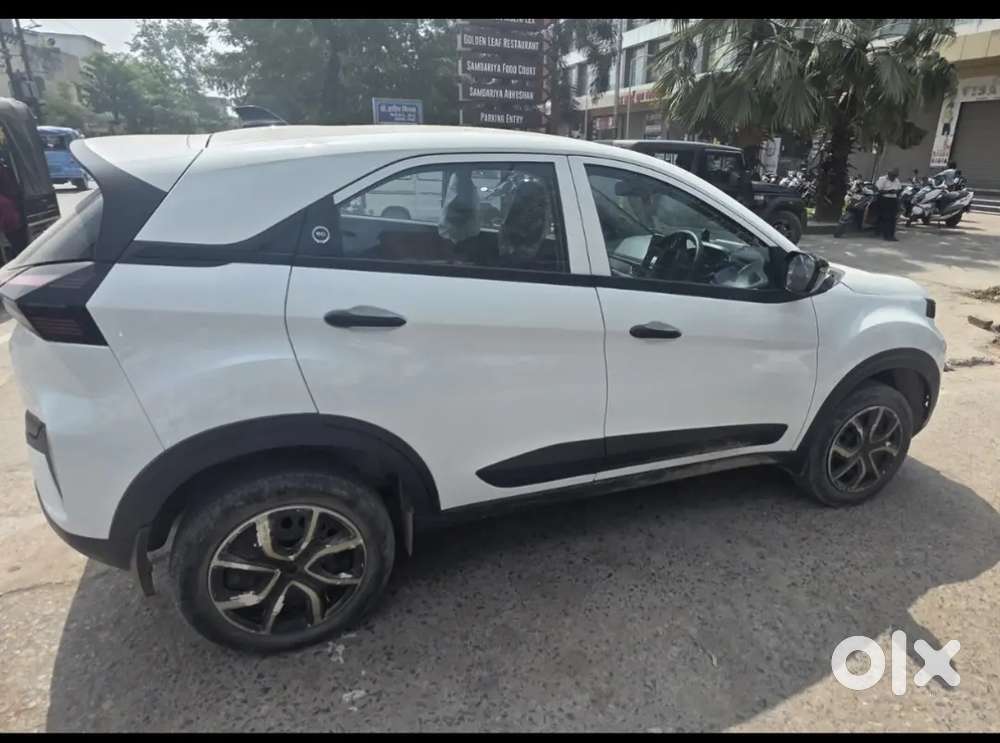 Tata Nexon Petrol Manual 2024