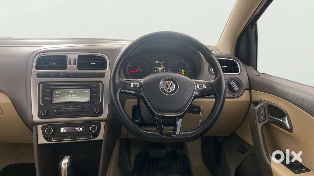 Volkswagen Vento 2010-2013 Petrol Highline At, 2015, Petrol