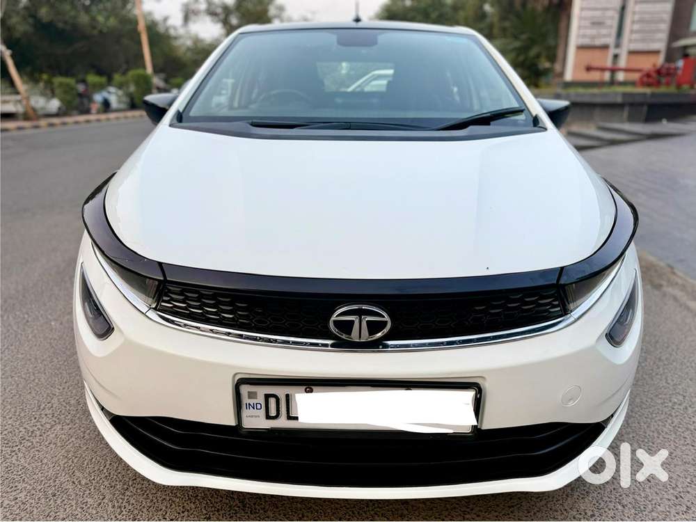 Tata Altroz Xz Plus (s), 2023, Petrol