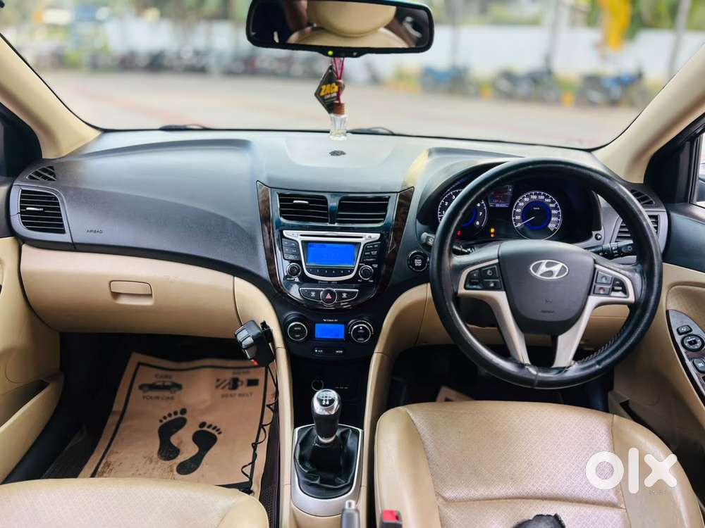 Hyundai Verna Vtvt 1.6 Sx, 2013, Petrol
