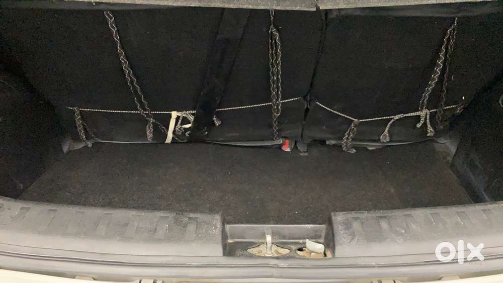 Maruti Suzuki Swift Lxi, 2016, Petrol