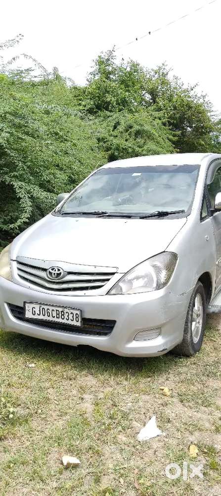 Toyota Innova 2.5 V 7 2006