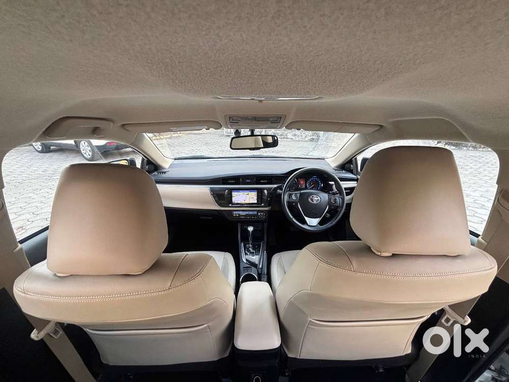 Toyota Corolla Altis 1.8 Vl 2015 At 98000 Kms Chandigarh Registration.