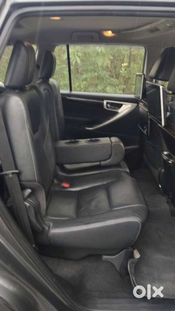Toyota Innova Crysta 2.4 Z 7 Str, 2017, Diesel