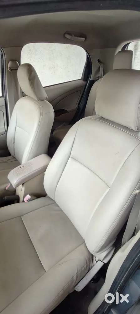 Toyota Etios Liva 2016