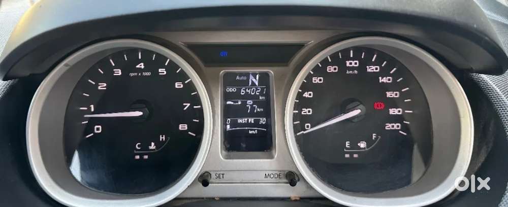 Tata Tiago Xza, 2017, Petrol