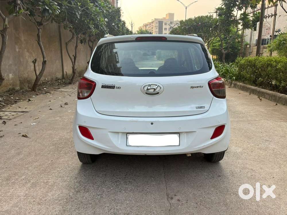 Hyundai Grand I10 Sportz Edition, 2015, Petrol