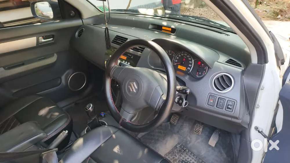 Maruti Suzuki Swift Dzire 2012 Petrol