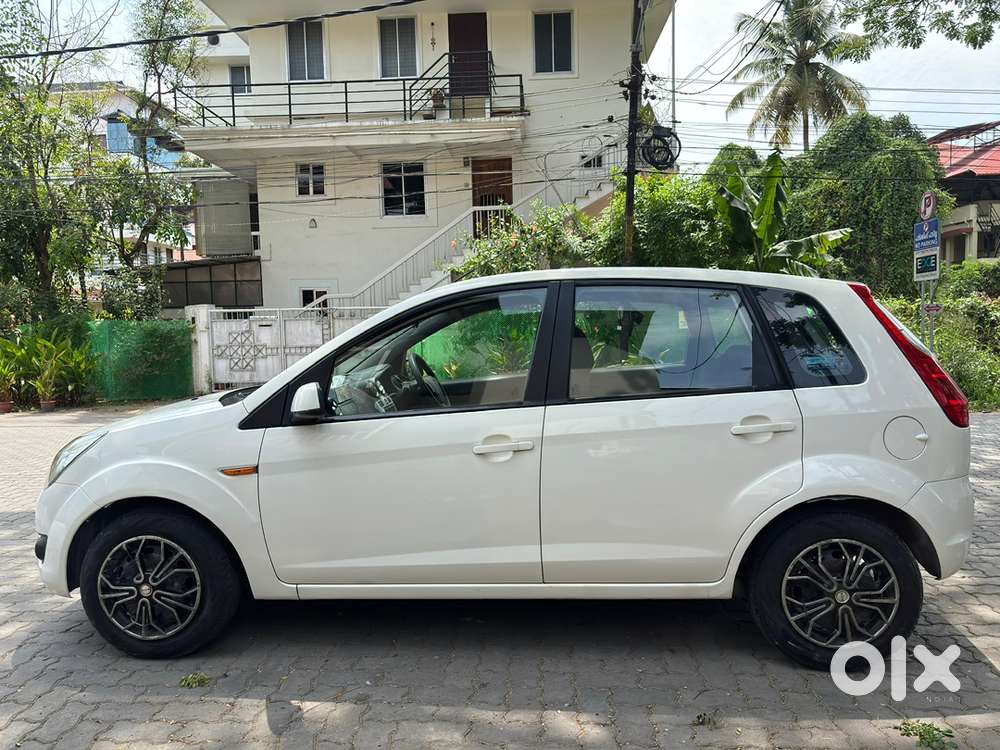 Ford Figo 1.2 Petrol 2012