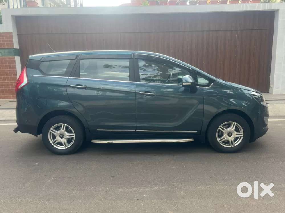 Mahindra Marazzo M6, 2018, Diesel