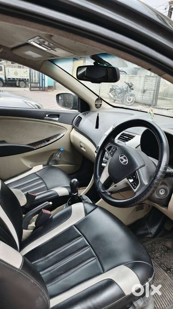 Hyundai Verna Crdi 2013