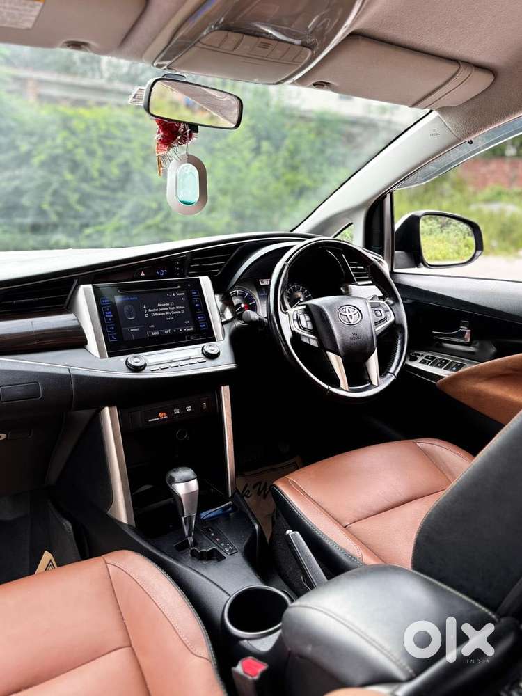 Toyota Innova Crysta 2.8 Zx At, 2017, Diesel