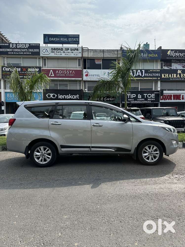 Toyota Innova Crysta 2.4 G Mt, 2019, Diesel