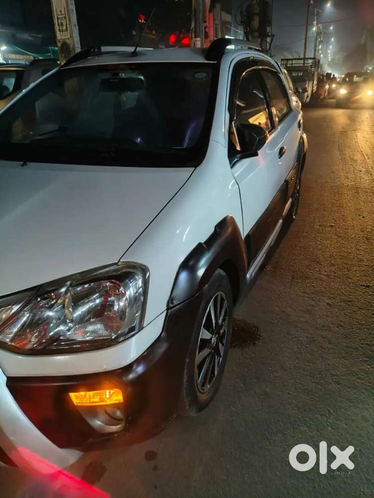 Toyota Etios Cross 1.4l 2016