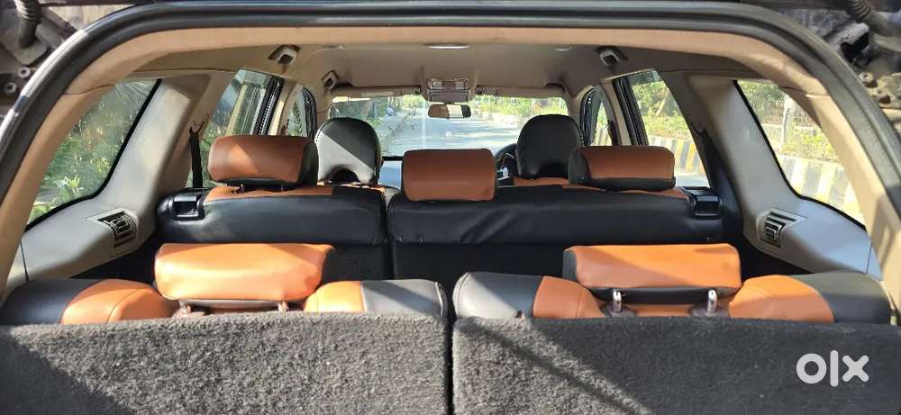 2013 Mahindra Xuv500 W8 Available In Lakeside Purple Colour
