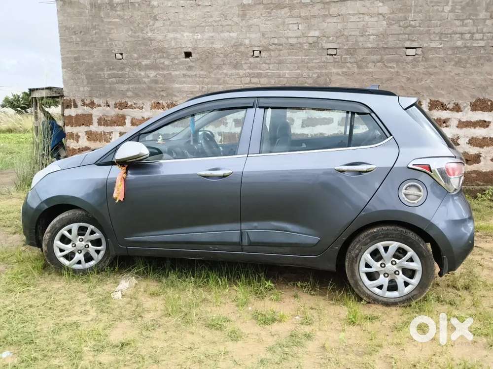 Hyundai Grand I10 Sportz 2017 Variant