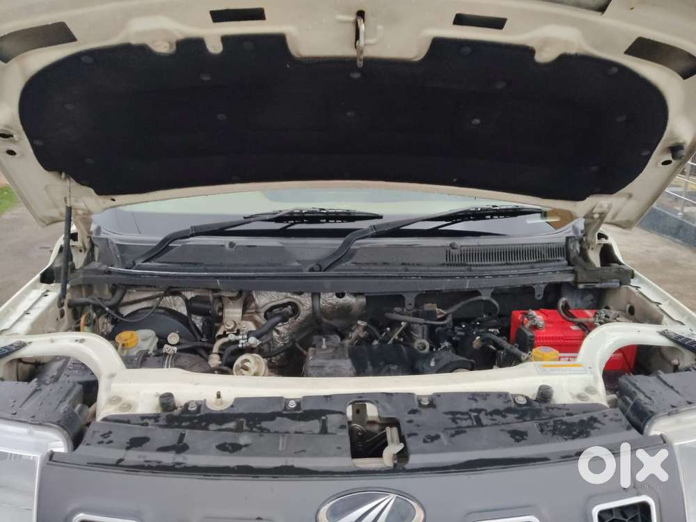 Mahindra Tuv 300 T8, 2018, Diesel