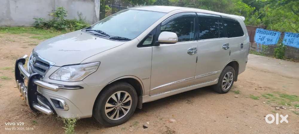 Toyota Innova Diesel 2015