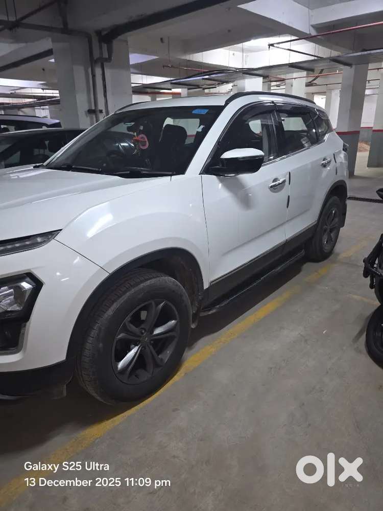 Harrier White Color Full Great Condition