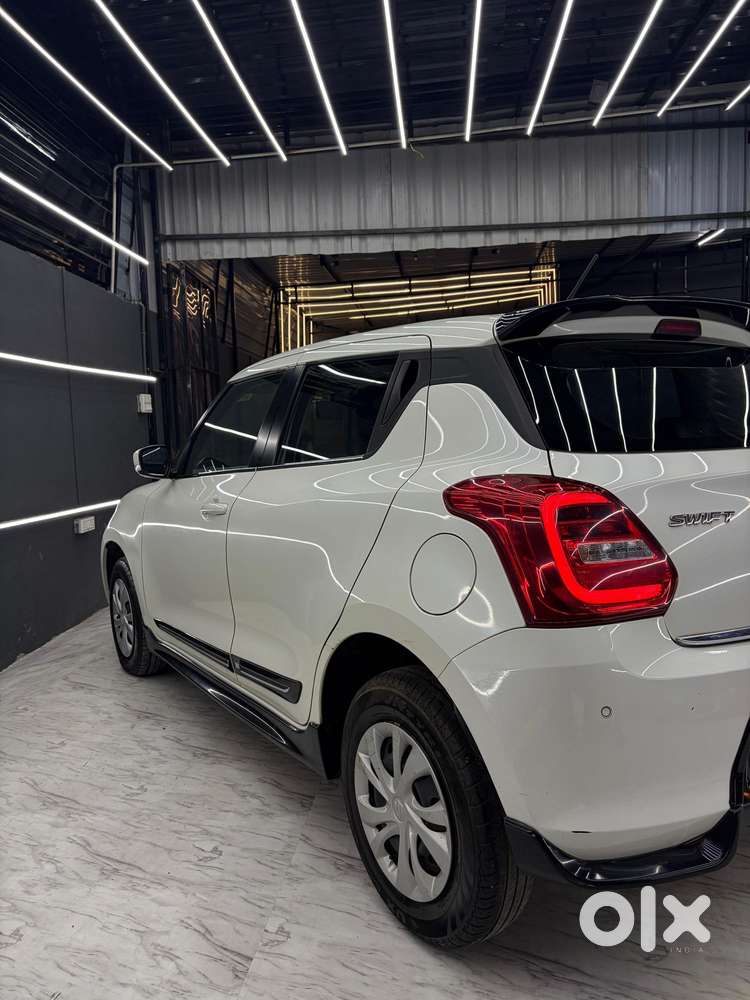 Maruti Suzuki Swift Vvt Vxi, 2022, Petrol