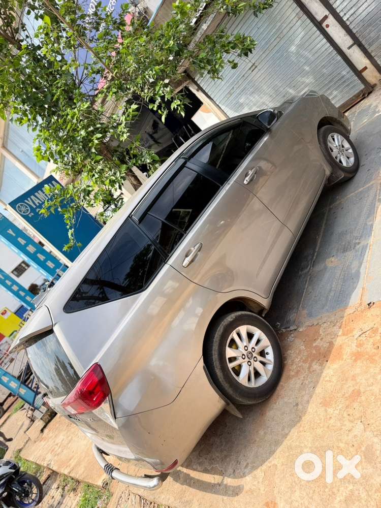 Toyota Innova Crysta 2018