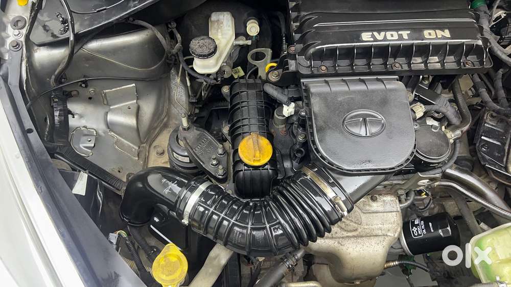 Tata Tiago 1.2 Revotron Xta, 2018, Petrol