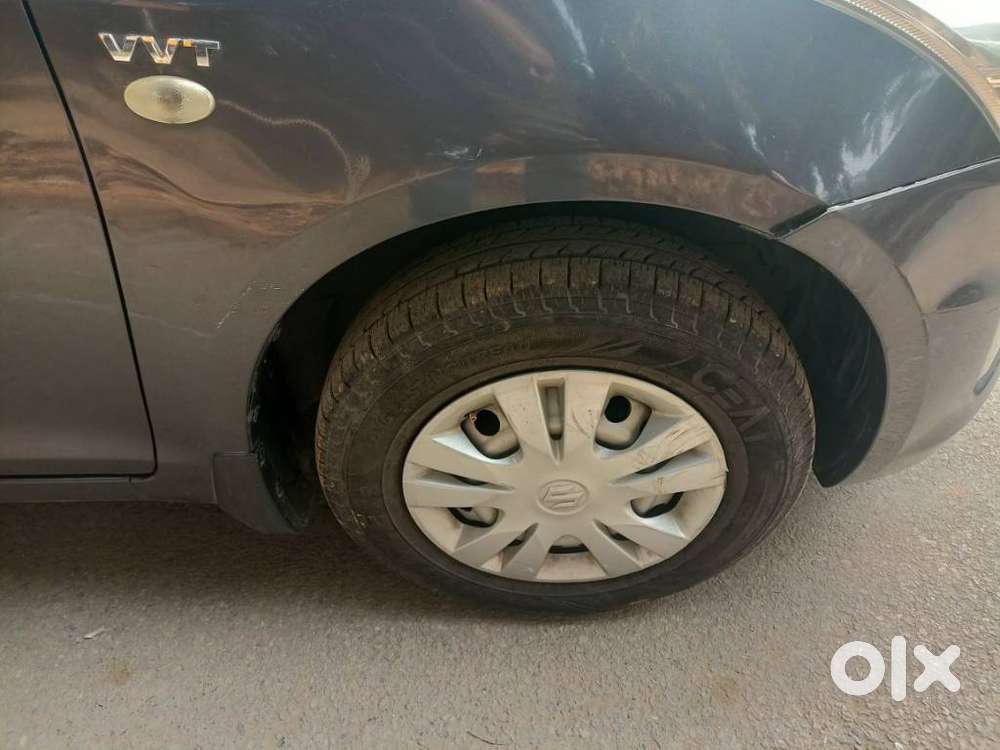 Maruti Suzuki Swift Lxi, 2016, Petrol