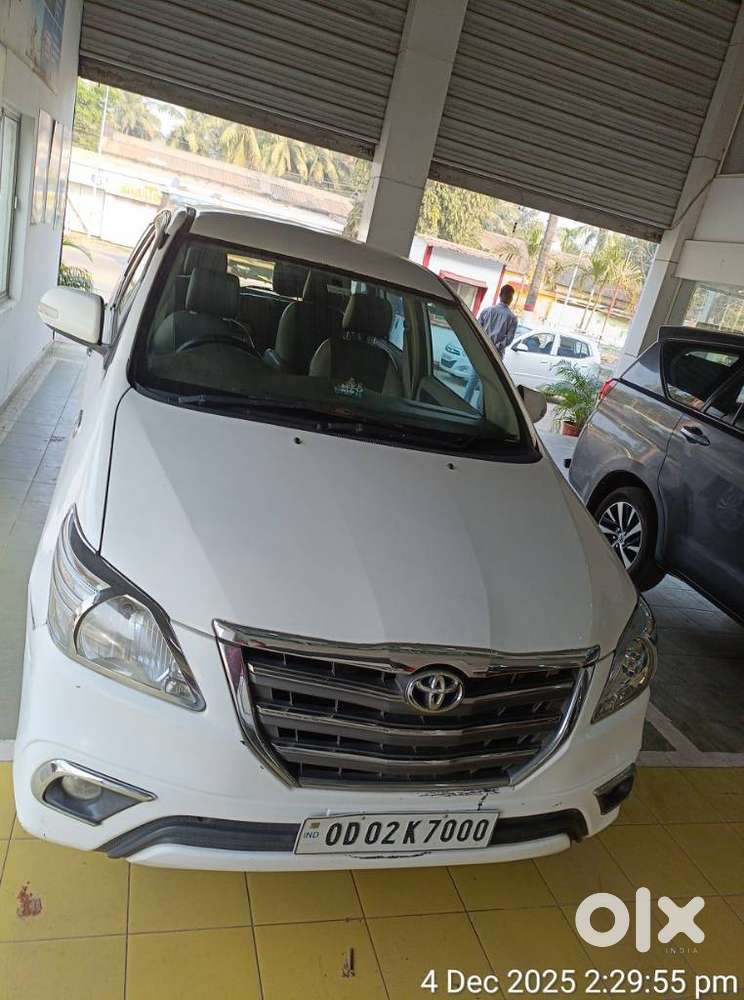 Toyota Innova 2.5 Z Diesel 7 Seater, 2014, Diesel
