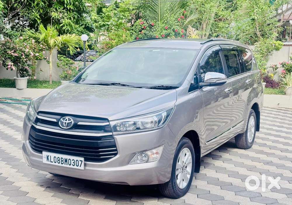 Toyota Innova Crysta 2017