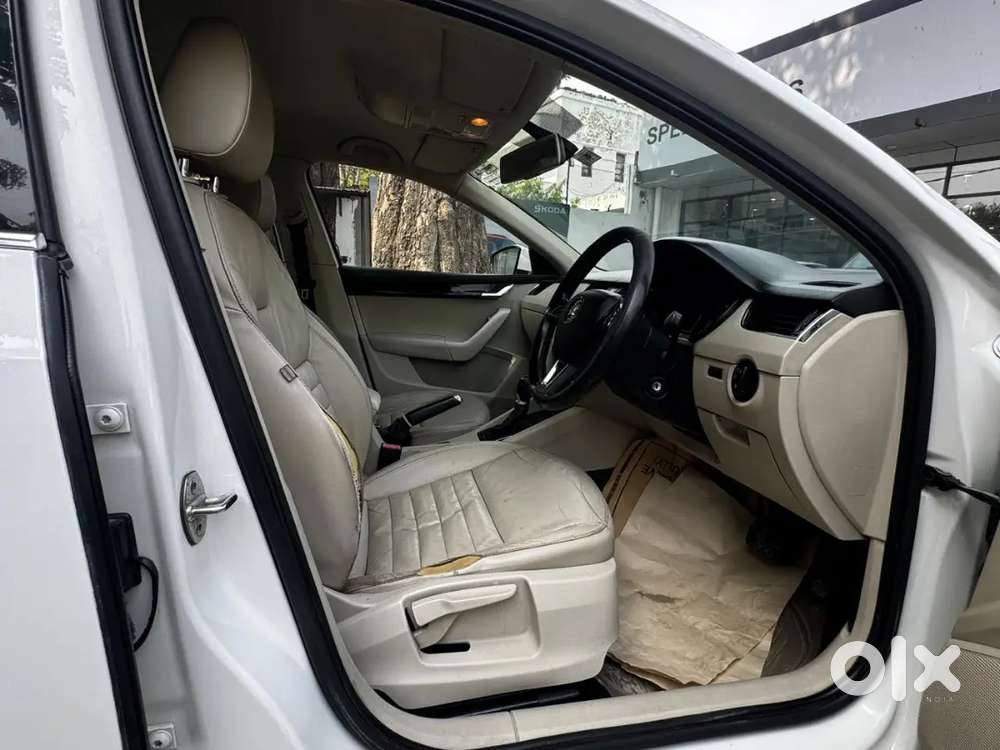 Excellent Condition Skoda Octavia 2016 Model Single Hand Driven