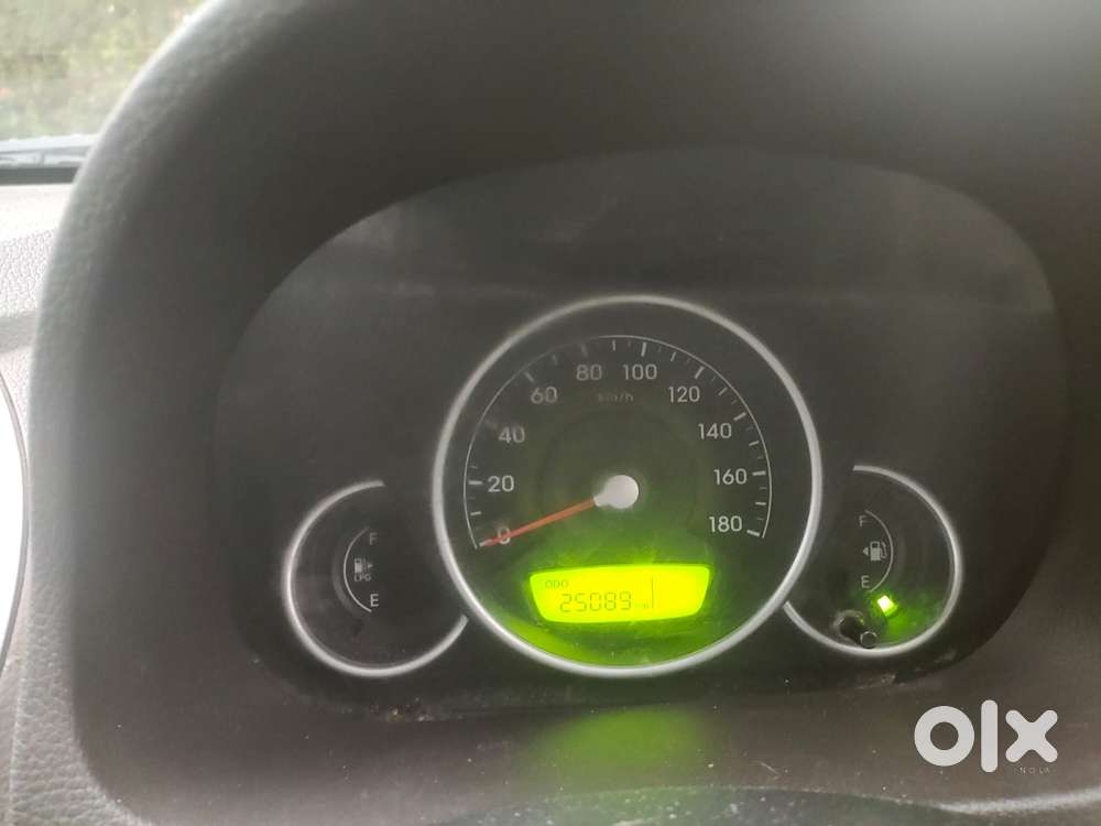 Hyundai Eon Magna + Lpg, 2015, Petrol