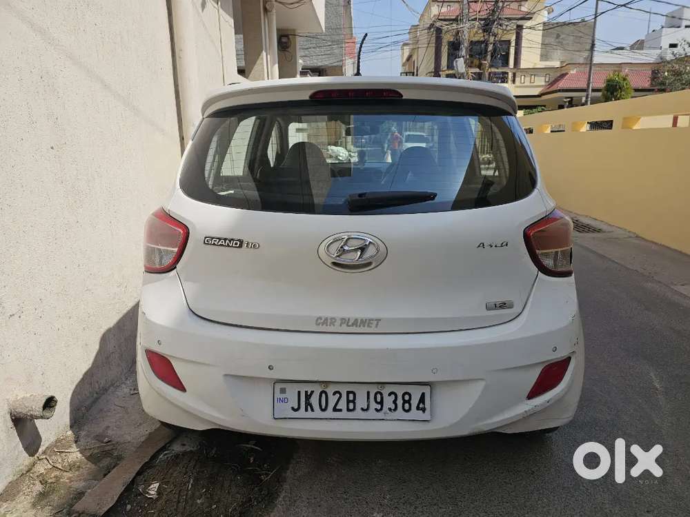 Grand I10 2015 Top Model