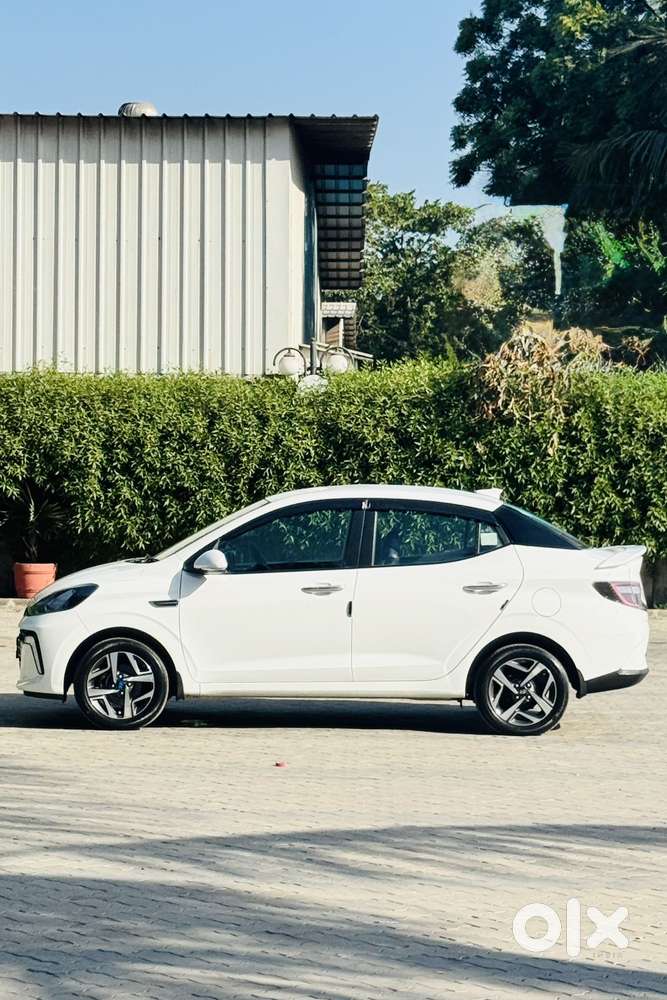 Hyundai Aura 1.2 Sx Cng, 2023, Cng & Hybrids