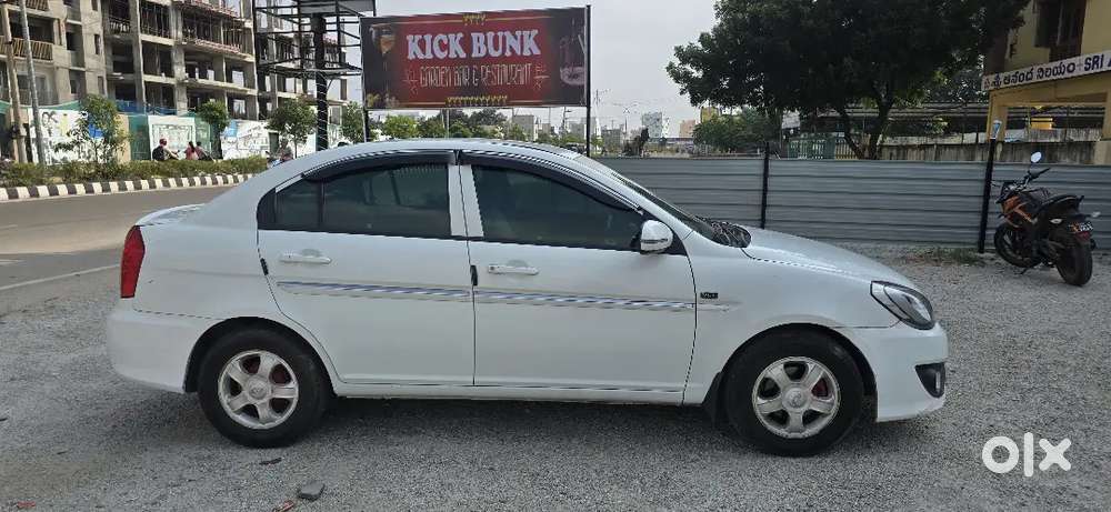 Hyundai Verna 2011 Diesel Well Maintained