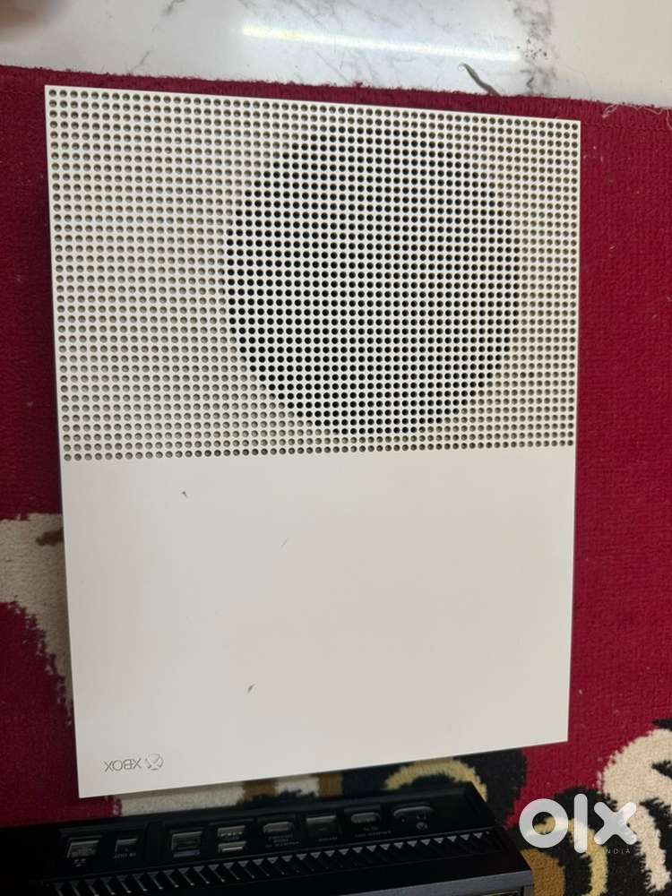 Xbox one s 1tb for sale with controller and all cables no box